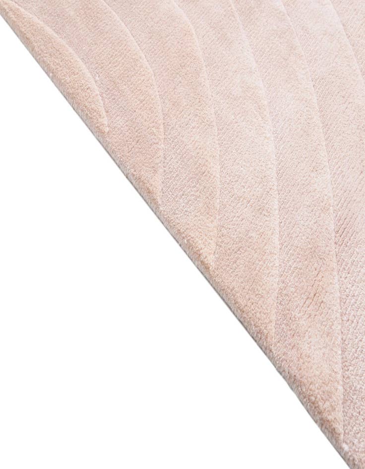 Detail image of  2' 9 x 9' 9  Hand Knotted Darya Wool Runner Rug