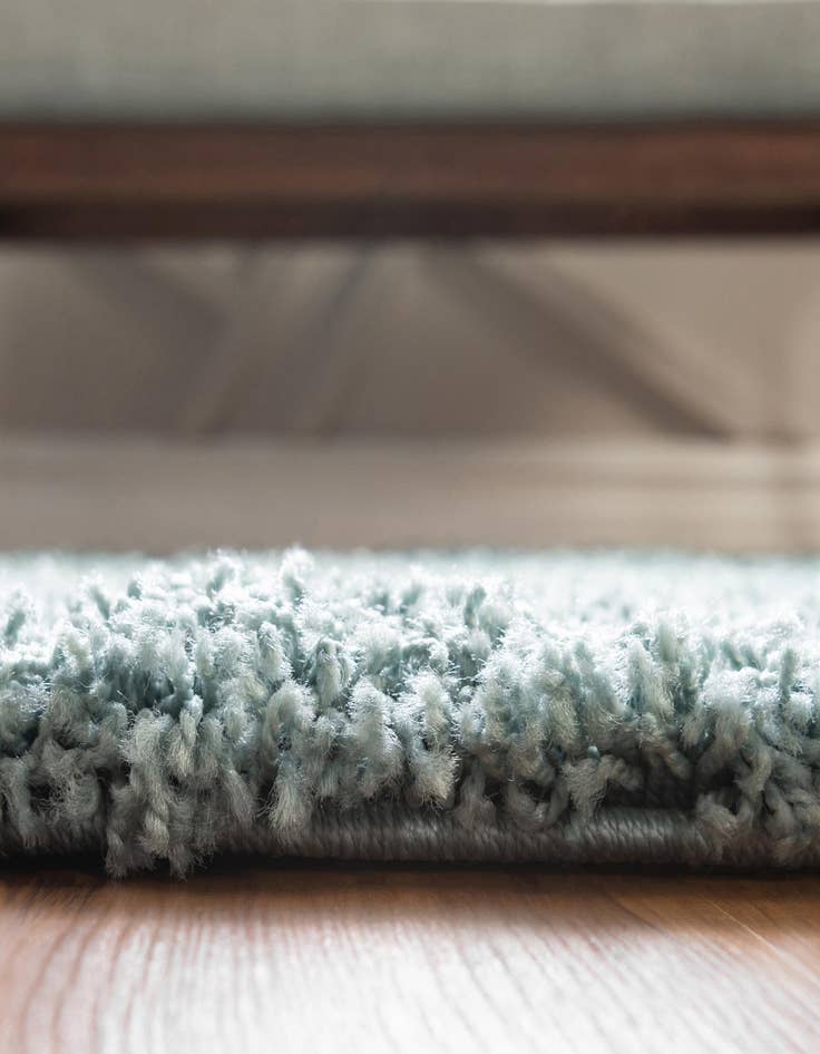 Detail image of  4' x 4' Solid Shag Round Rug