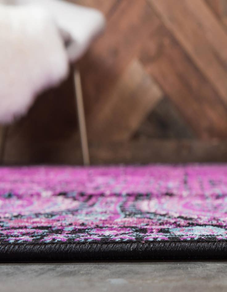 Detail image of  4' x 6' Ankara Rug