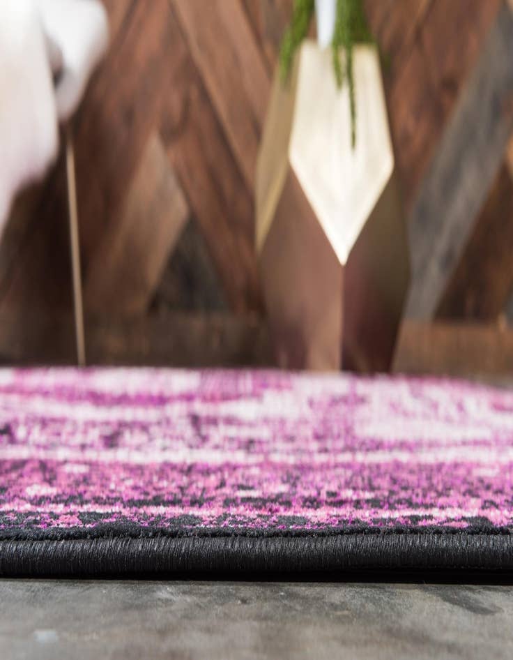 Detail image of  4' x 6' Ankara Rug