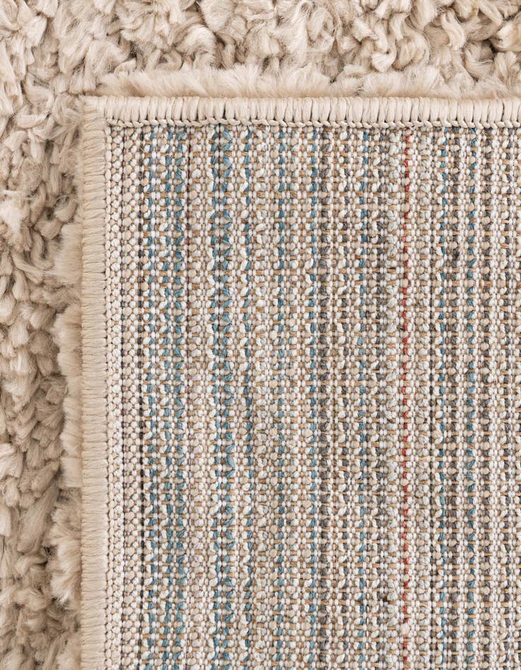 Detail image of  7' x 10' Zermatt Shag Rug
