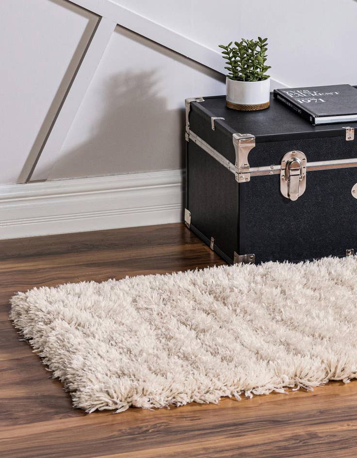 Detail image of  2' x 6' 5 Infinity Shag Runner Rug