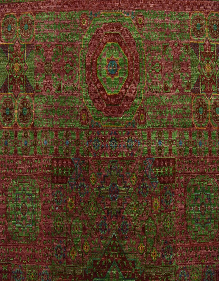 Detail image of  6' 11 x 9' 11  Hand Knotted Mamluk Ziegler Rug