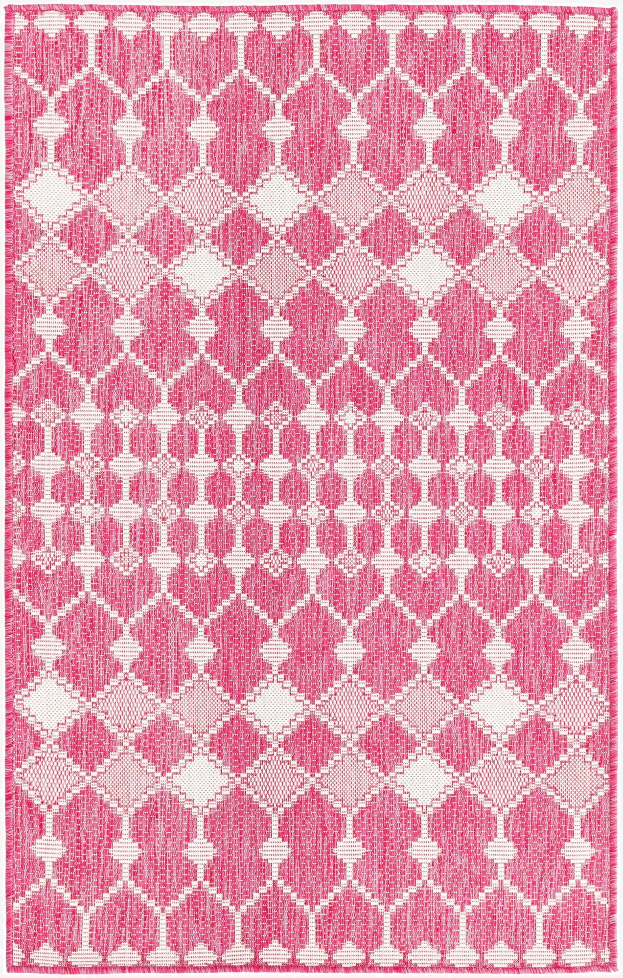 Primary image  3' x 5' 3  Washable Lattice Indoor / Outdoor Rug
