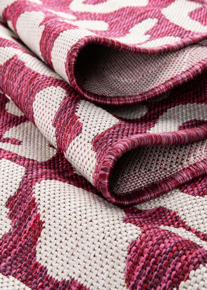 Magenta 5' 3 x 8' Washable Safari Indoor / Outdoor Rug | Rugs.com