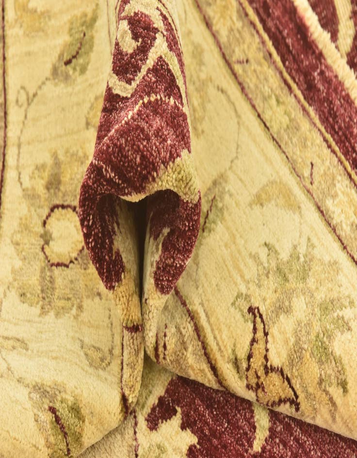 Detail image of  6' 6 x 9' 9  Hand Knotted Peshawar Ziegler Rug