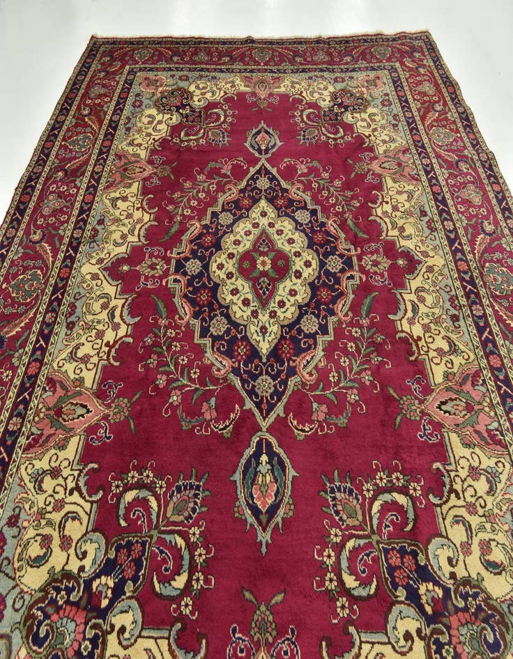 Detail image of  9' 9 x 12' 10  Hand Knotted Tabriz Persian Wool Rug