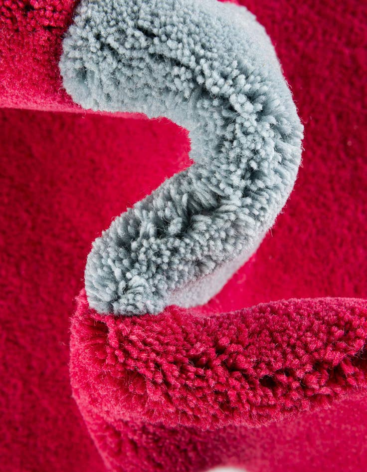 Detail image of  2' 2 x 2' 2 Happy Rugs Funky Flower Wool Round