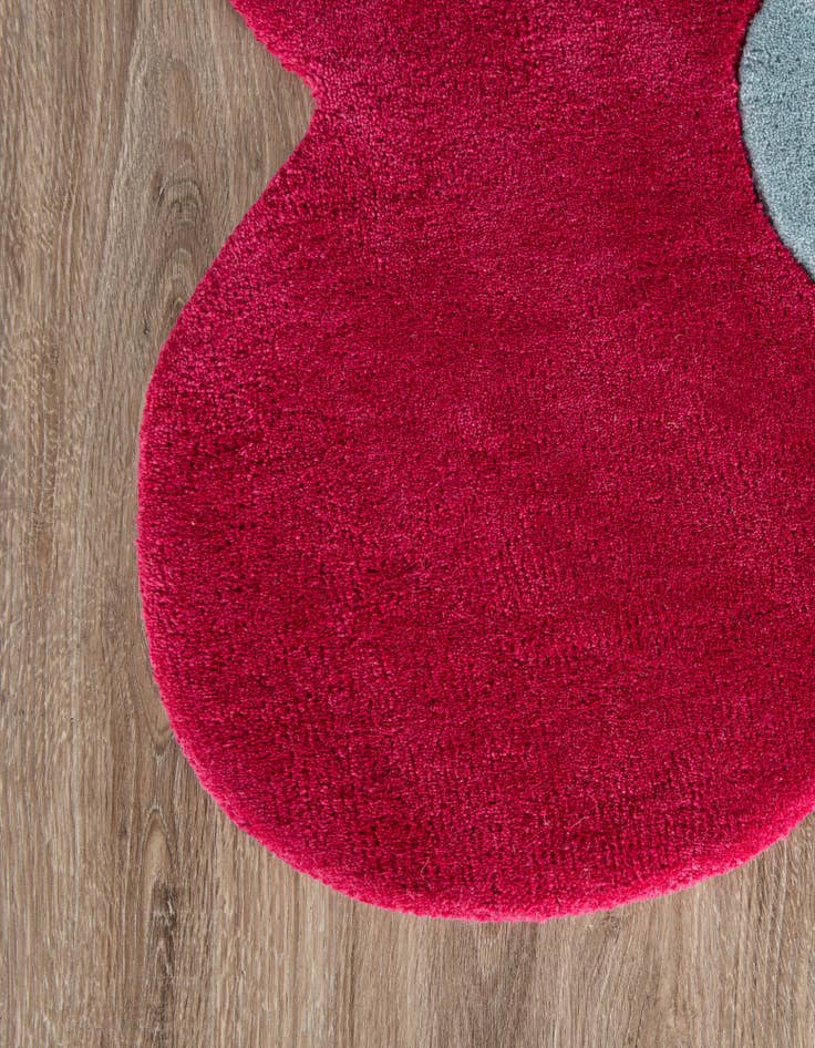 Detail image of  2' 2 x 2' 2 Happy Rugs Funky Flower Wool Round