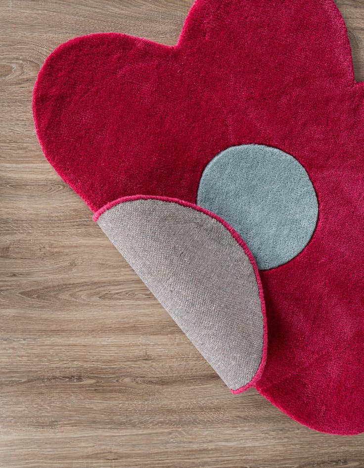 Detail image of  2' 2 x 2' 2 Happy Rugs Funky Flower Wool Round