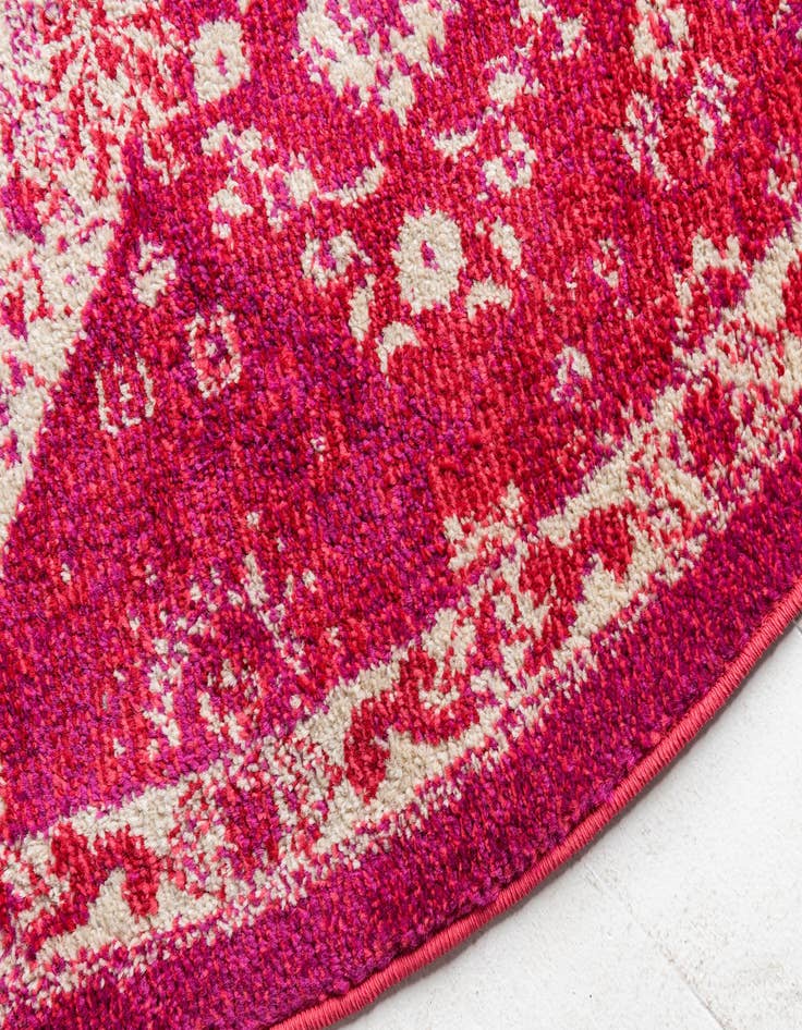 Detail image of 6' x 6' Madeline Round Rug