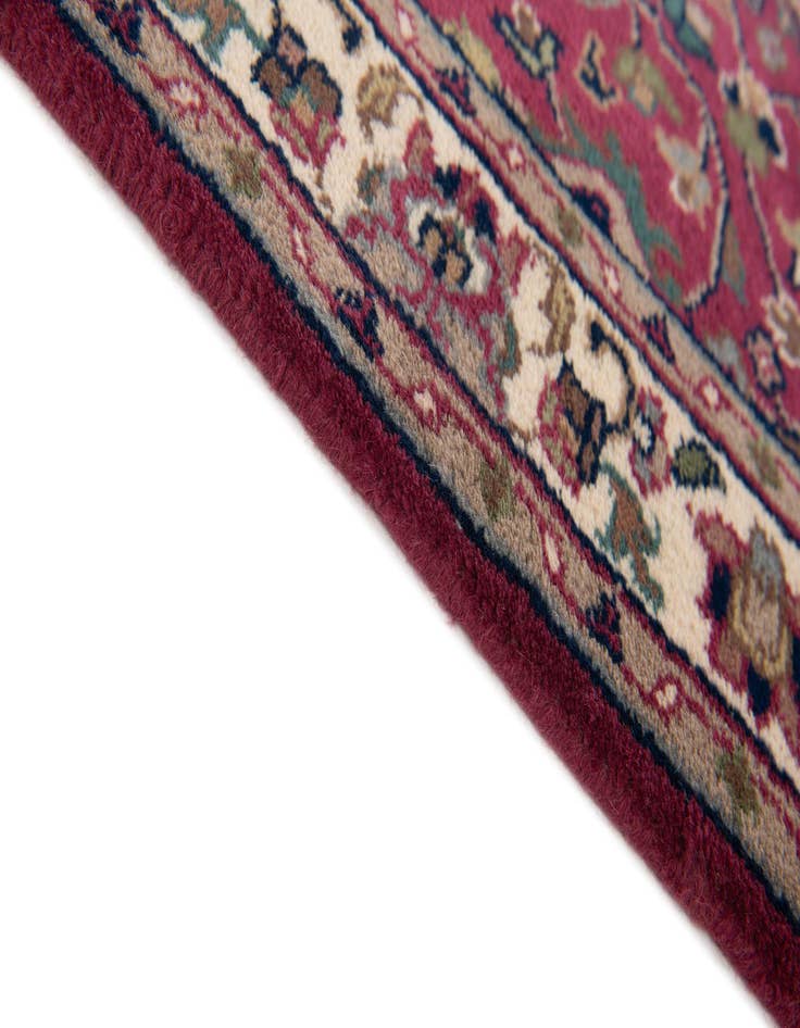 Detail image of  2' 7 x 11' 2 Isfahan Wool Runner Rug