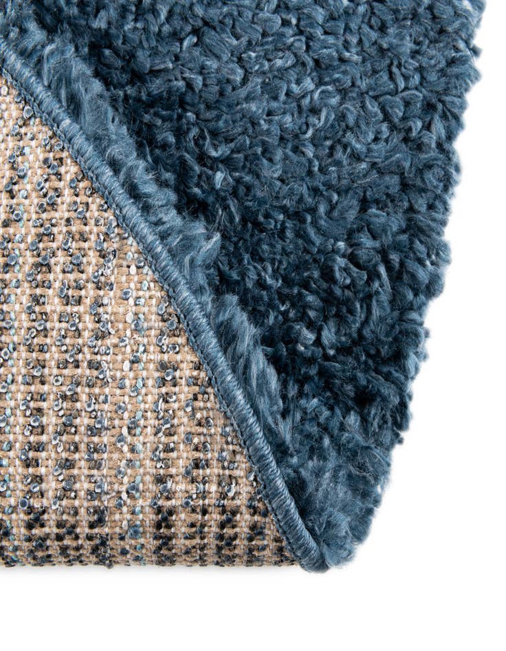 Detail image of  3' 3 x 3' 3 Zermatt Shag Round Rug