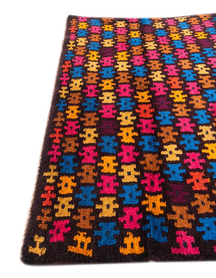 Detail image of  2' 10 x 4' 7  Hand Knotted Balouch Wool Rug