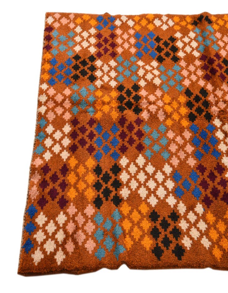 Detail image of  3' 9 x 5' 9  Hand Knotted Balouch Wool Rug