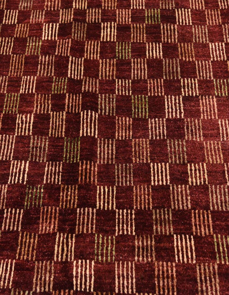 Detail image of  6' 8 x 9' 5  Hand Knotted Darya Rug