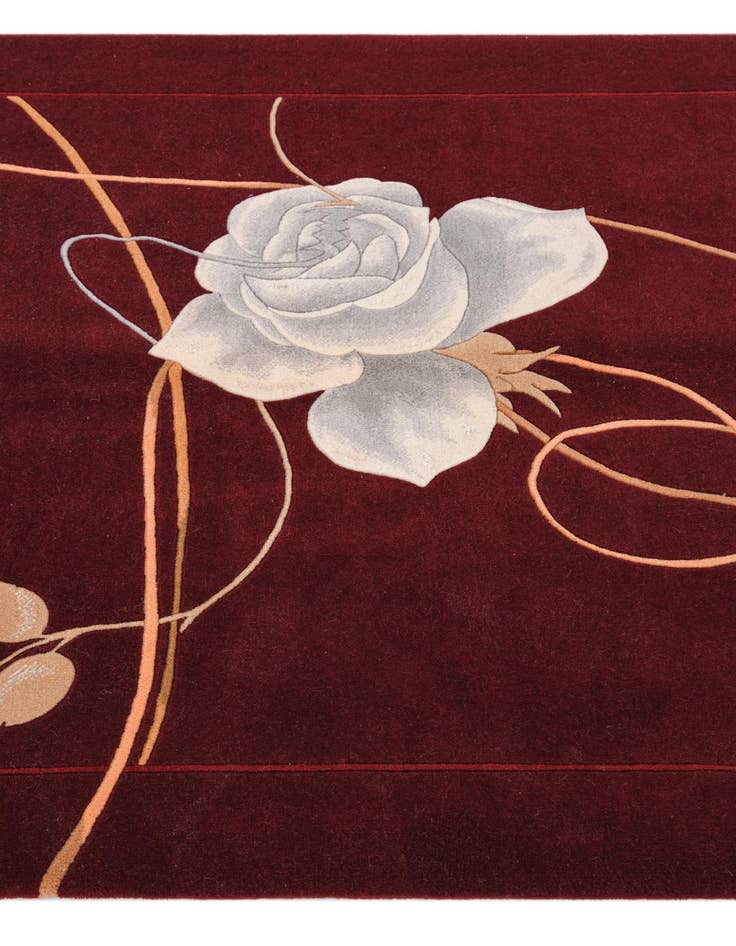 Detail image of  3' 11 x 5' 11  Hand Knotted Darya Rug