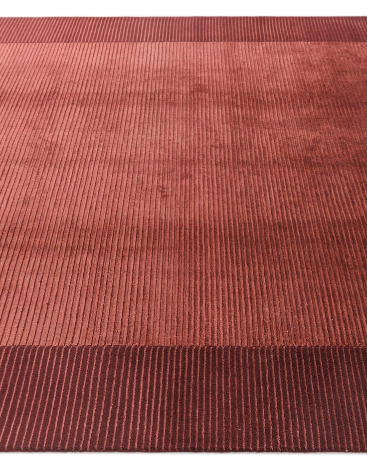 Detail image of  6' 6 x 9' 10  Hand Knotted Darya Wool Rug