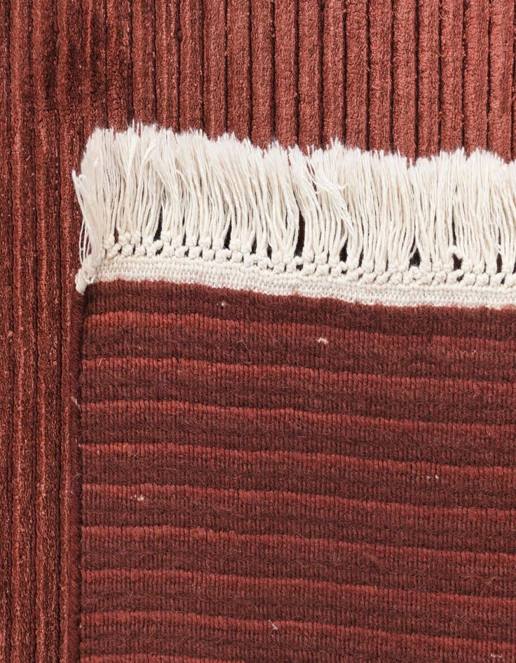 Detail image of  2' 6 x 4' 11  Hand Knotted Darya Wool Rug