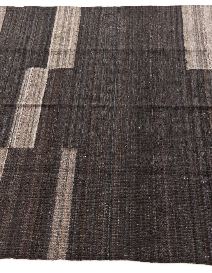 Detail image of  4' 4 x 5' 9  Hand Woven Kilim Modern Wool Rug