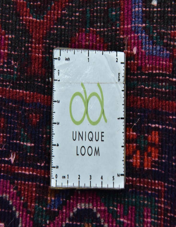 Detail image of 4' 7 x 9' 10 Hand Knotted Sanandaj Persian Wool Runner Rug