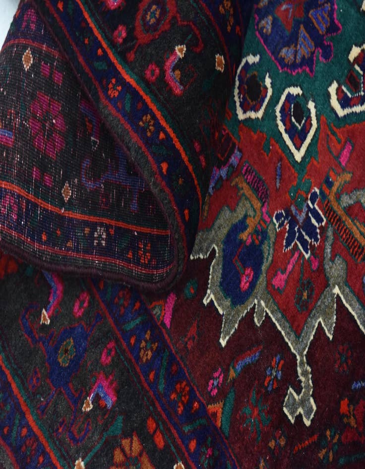 Detail image of 4' 7 x 9' 10 Hand Knotted Sanandaj Persian Wool Runner Rug