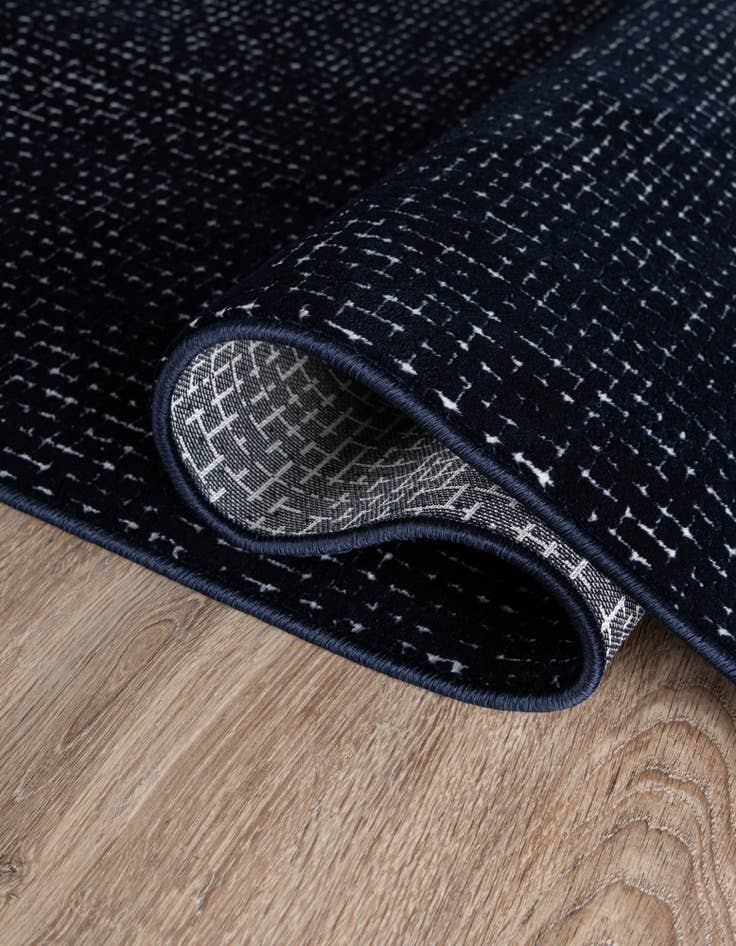 Detail image of  2' x 6' Aakaar Runner Rug