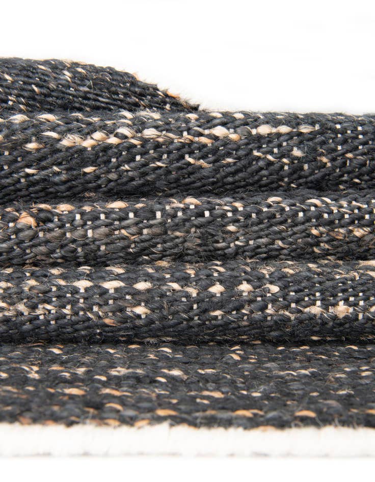 Detail image of  3' 1 x 5' 1  Hand Woven Palm Beach Jute Rug