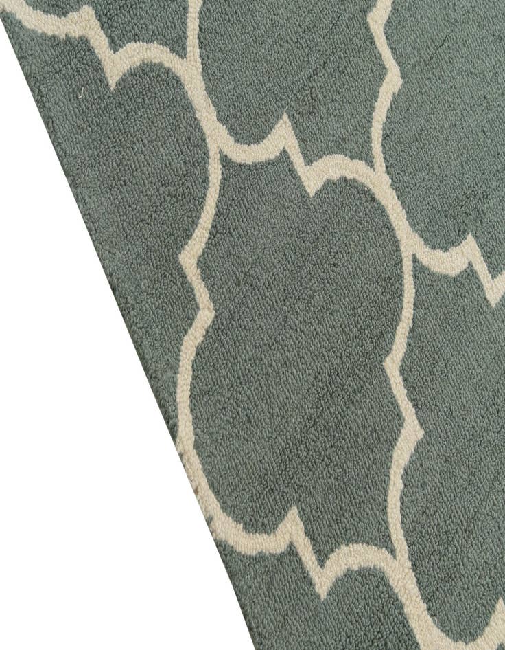 Detail image of  5' x 8' Luna Wool Rug