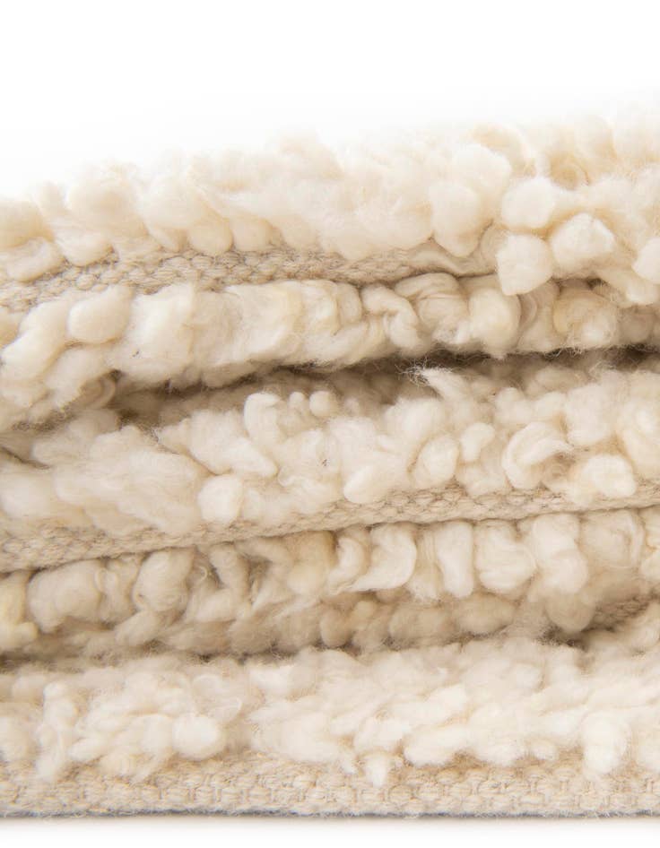 Detail image of  10' x 10'  Hand Woven Haka Deluxe Shag Round Rug