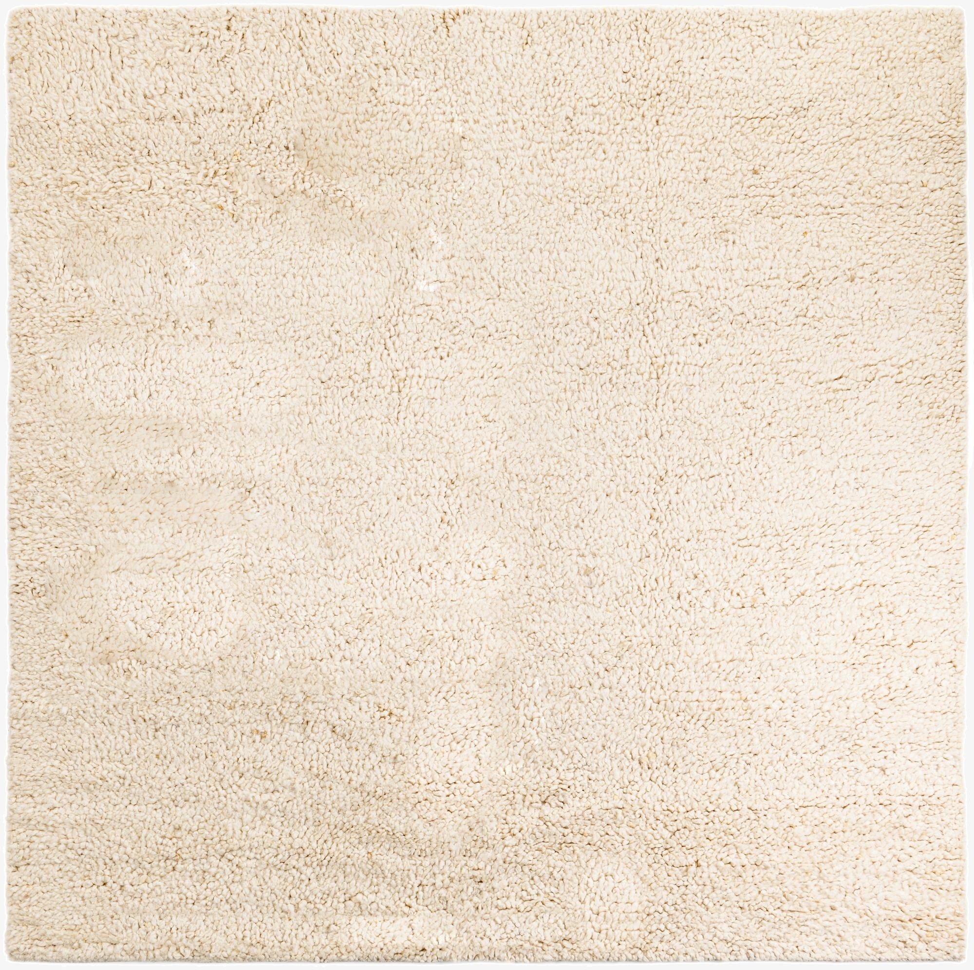  7' 10 x 7' 10  Hand Woven Haka Deluxe Shag Square Rug