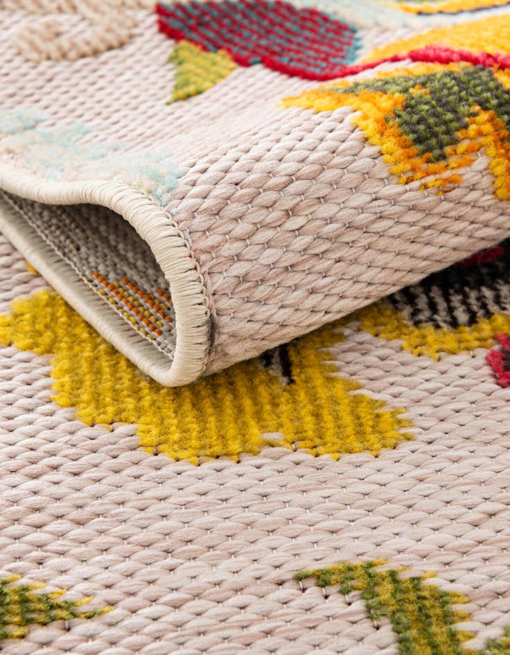 Detail image of  7' 10 x 10'  Washable Casablanca Indoor / Outdoor Rug