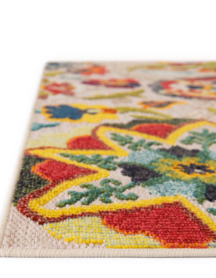 Detail image of  7' 10 x 10'  Washable Casablanca Indoor / Outdoor Rug