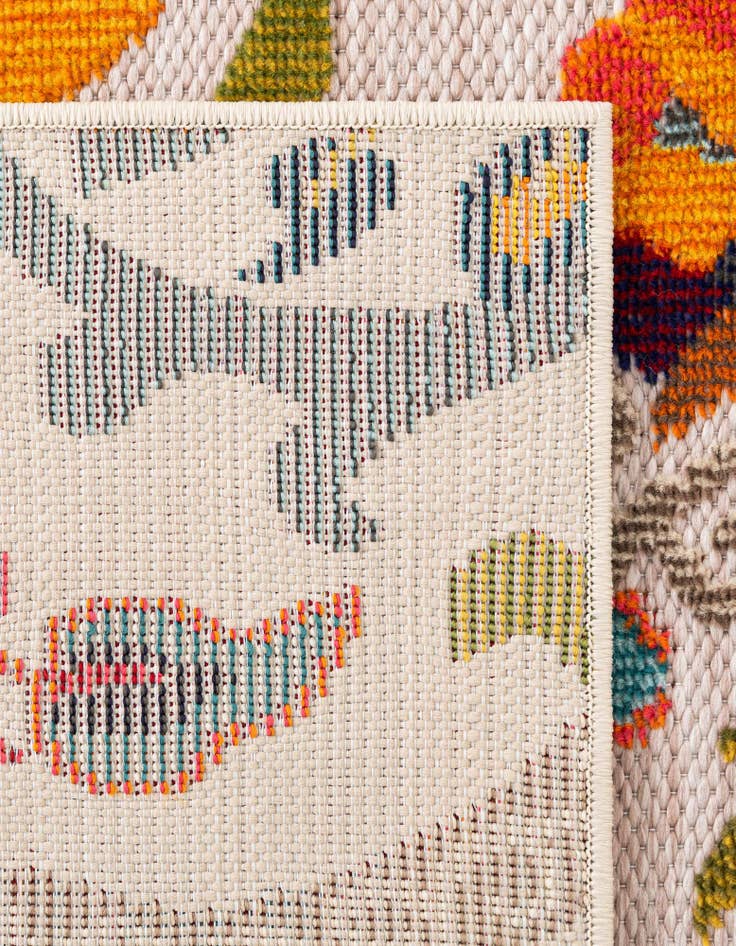 Detail image of  7' 10 x 10'  Washable Casablanca Indoor / Outdoor Rug