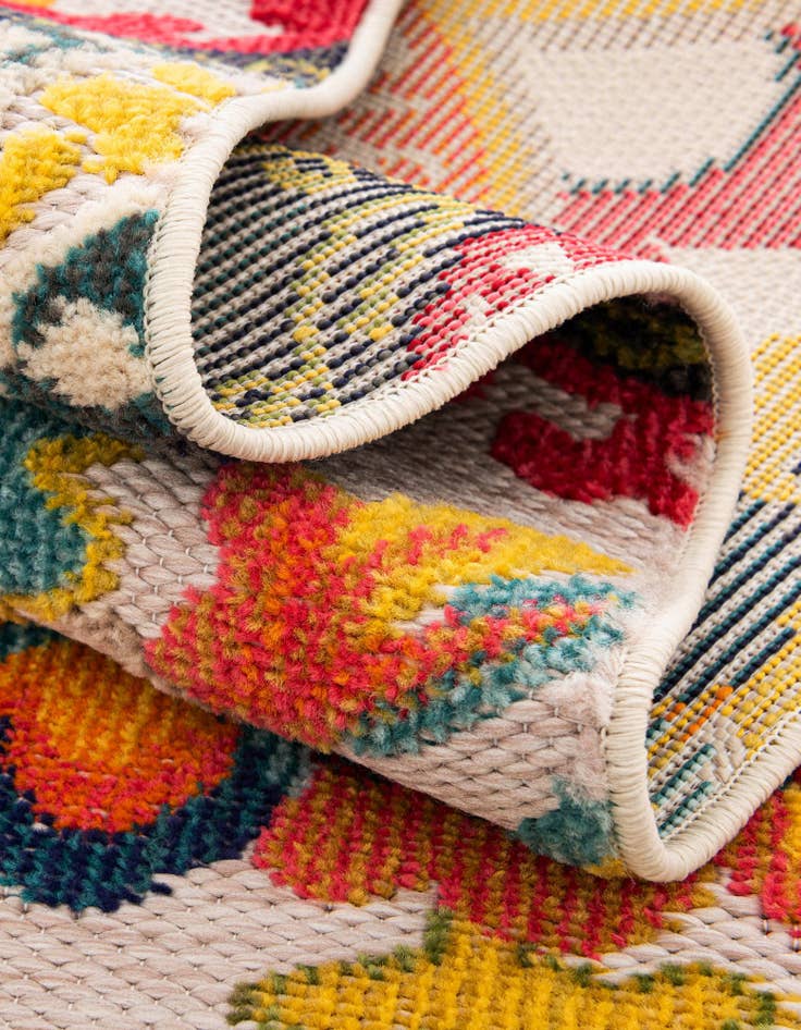 Detail image of  7' 10 x 10'  Washable Casablanca Indoor / Outdoor Rug