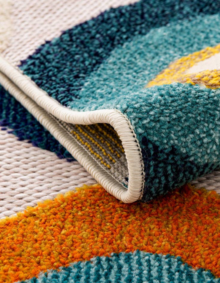 Detail image of  7' 10 x 10'  Washable Casablanca Indoor / Outdoor Rug