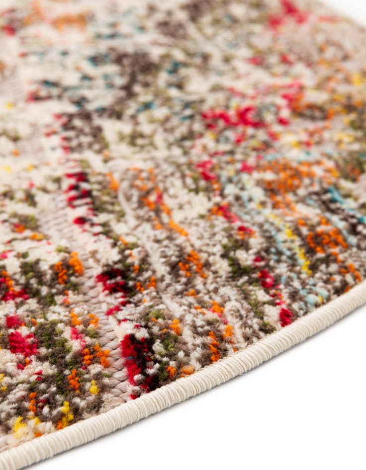 Detail image of  7' 10 x 7' 10  Washable Casablanca Indoor / Outdoor Round Rug