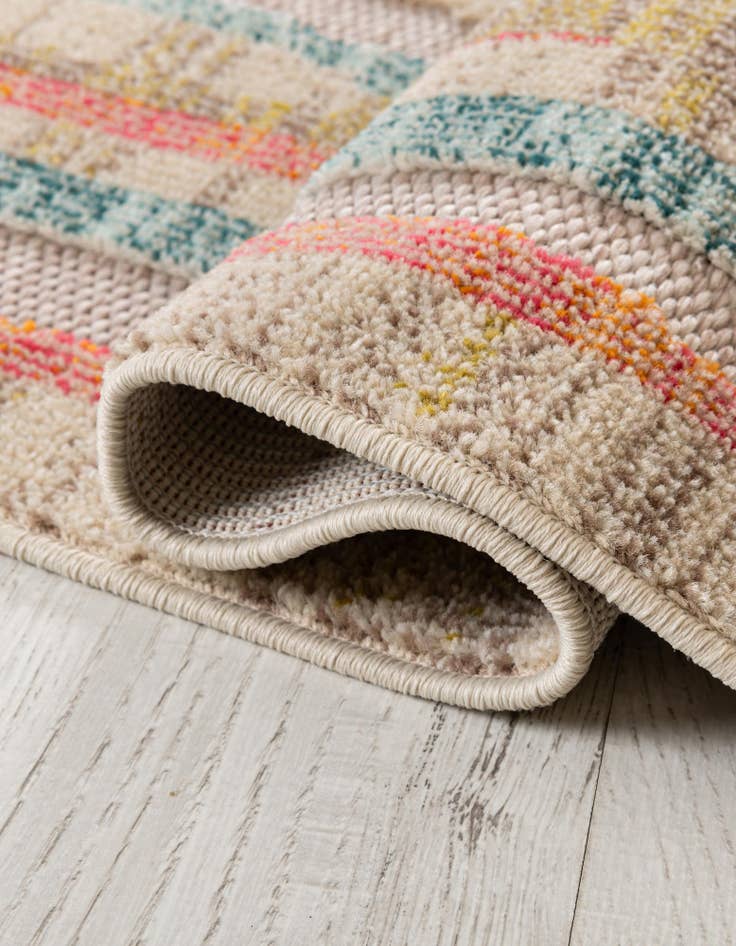 Detail image of  2' 7 x 10'  Washable Casablanca Indoor / Outdoor Runner Rug