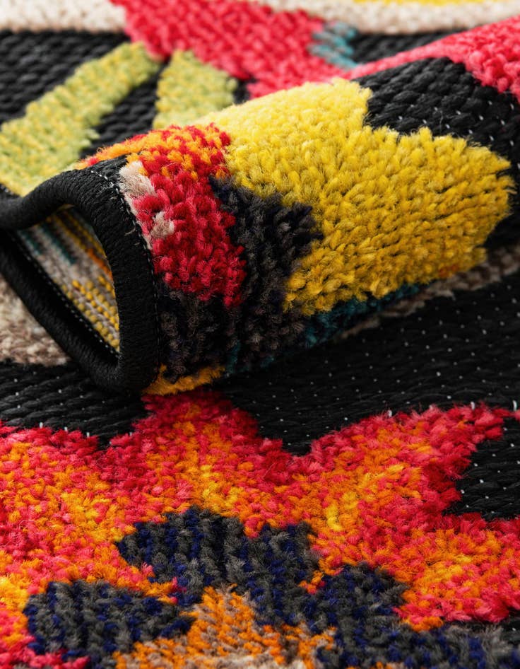 Detail image of  7' 10 x 10'  Washable Casablanca Indoor / Outdoor Rug