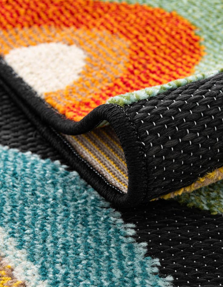 Detail image of  7' 10 x 10'  Washable Casablanca Indoor / Outdoor Rug