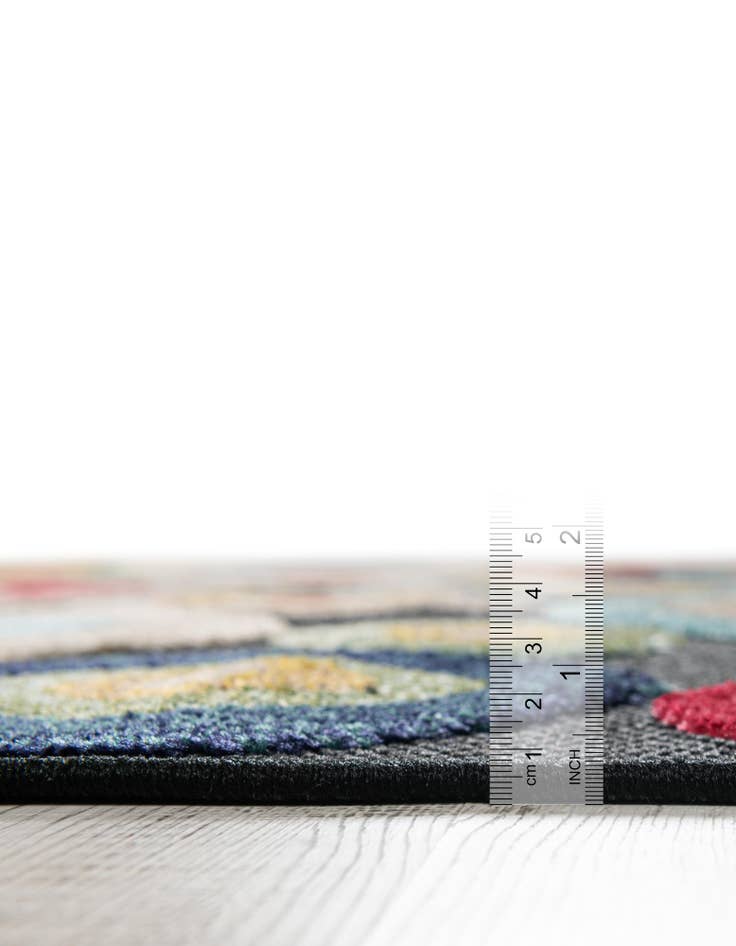 Detail image of  7' 10 x 7' 10  Washable Casablanca Indoor / Outdoor Square Rug