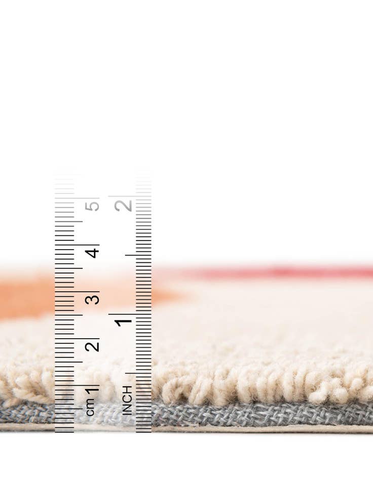 Detail image of  4' 1 x 6' 1 Handtufted Wool Freeform Rug