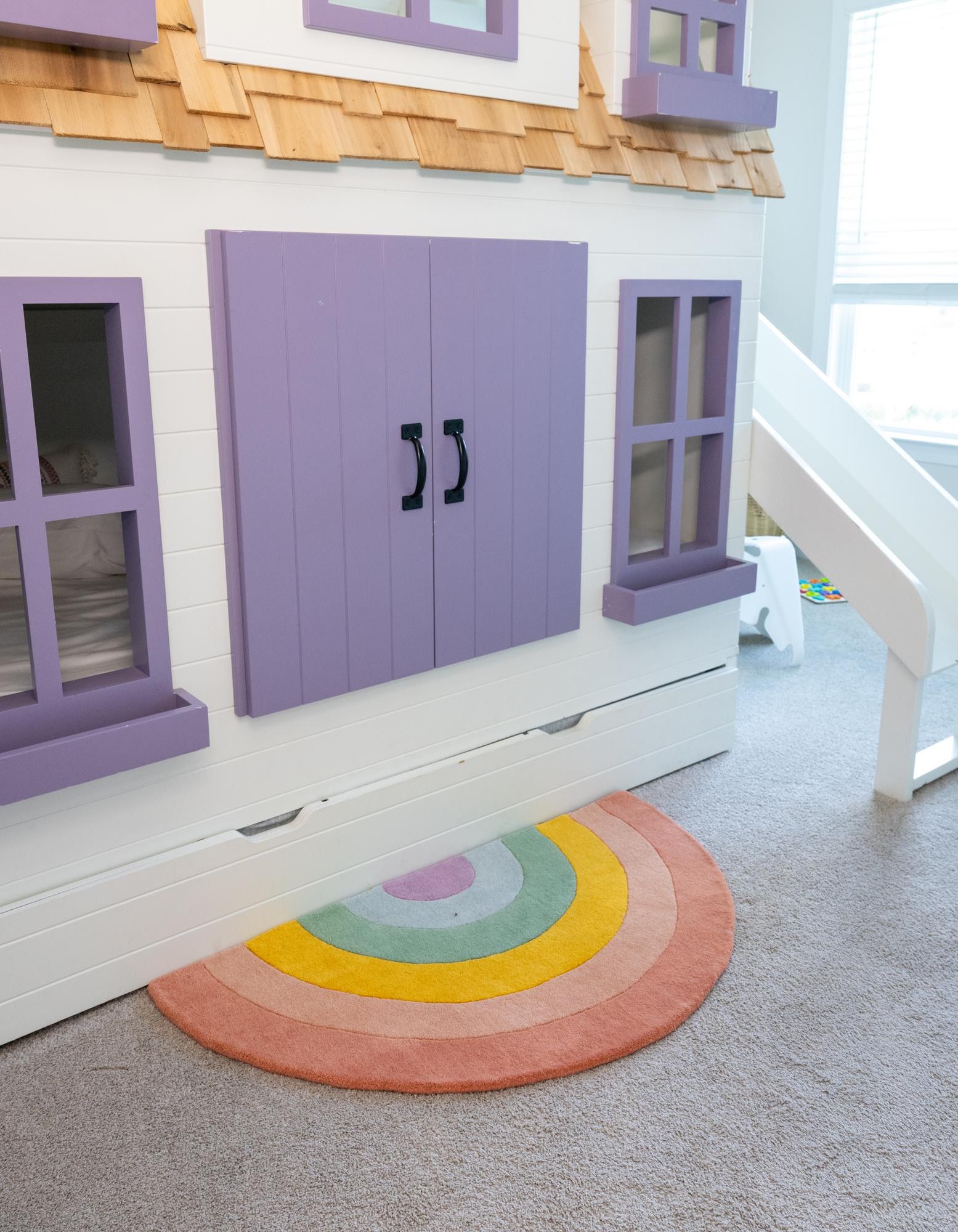 Multicolor 2' 4 x 4' 1 Playtime Kids Wool Freeform Rug | Rugs.com