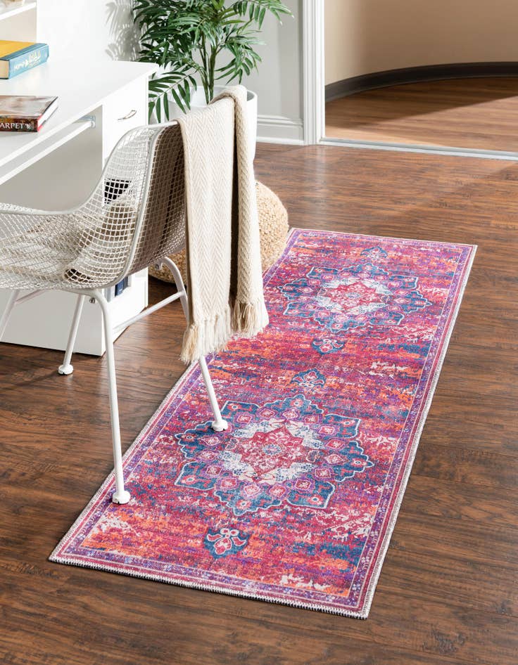 Detail image of  2' x 13'  Washable Francesca Runner Rug