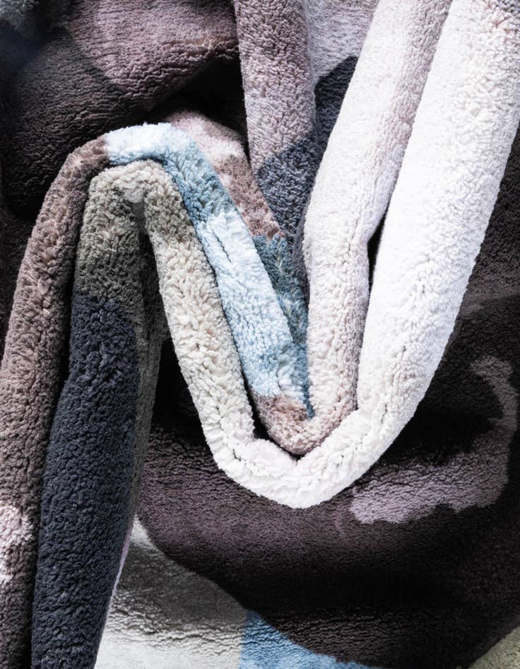 Detail image of  3' 3 x 3' 3 Medina Square Rug