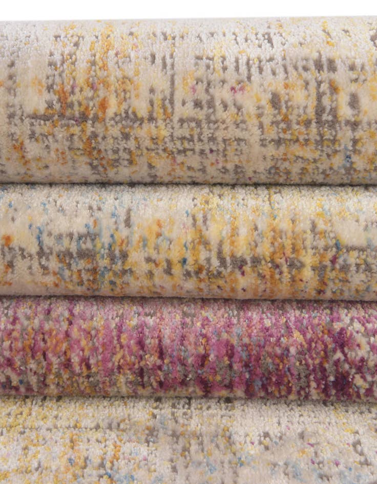 Detail image of  7' 10 x 7' 10 Deepa Octagon Rug