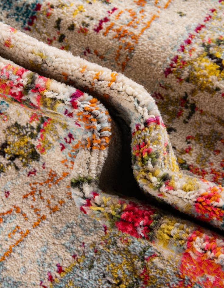 Detail image of  5' x 5'  Washable Mesa Octagon Rug