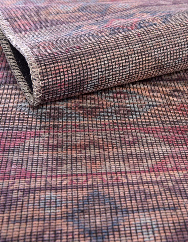 Detail image of  5' 3 x 5' 3  Washable Sisu Octagon Rug