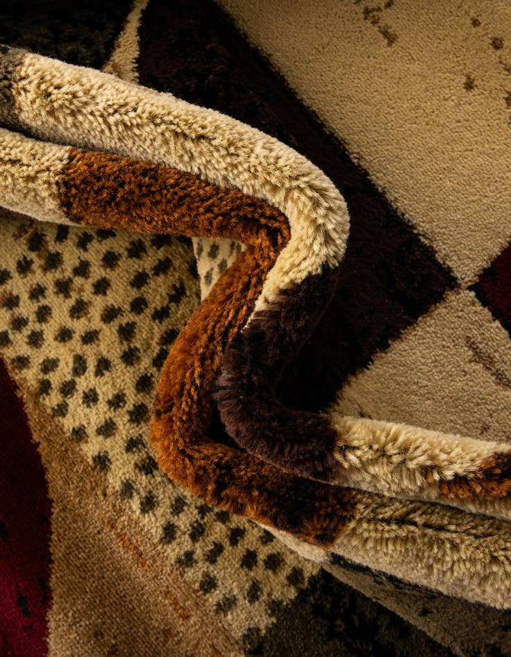 Detail image of  7' 10 x 10' Cafe Oval Rug
