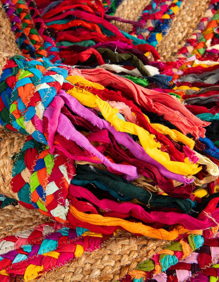 Detail image of  7' 10 x 10'  Hand Braided Chindi Jute Oval Rug